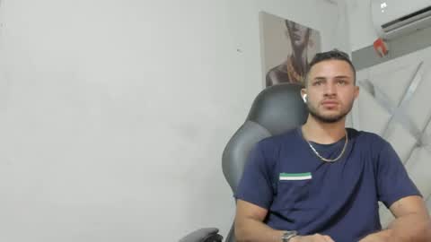 jhonny online show from 12-18-24, 03:37