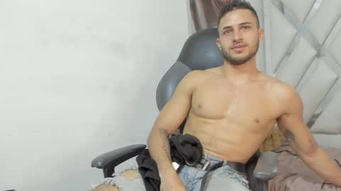 jhonny online show from 12-21-24, 10:39