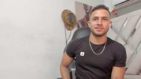 jhonny online show from 01-30-25, 03:44