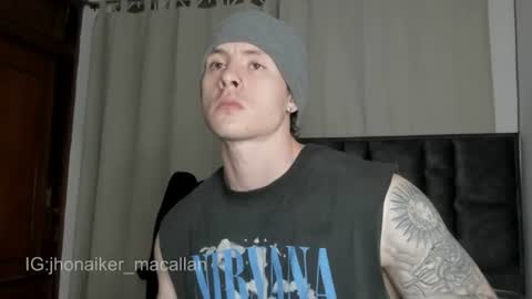Jhonaiker online show from 06-12-26, 03:49