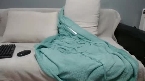 jhonnyboyx online show from 01-04-25, 05:05