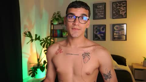 Jhonny  online show from 09-17-25, 05:20