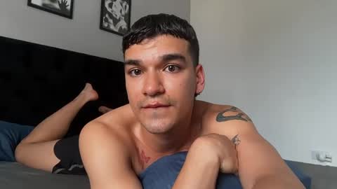 Snapshot of jhonnyx_ chatting on 04-26-26, 06:38 Jhonny online show from 04-26-26, 06:38