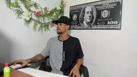 jhonson821 online show from 11-01-25, 01:07