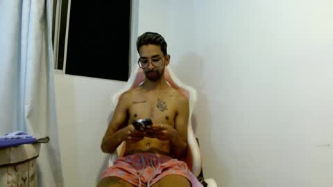 jhonsonvlatino online show from 06-30-26, 12:44