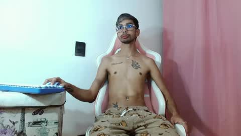 jhonsonvlatino online show from 07-17-26, 01:12