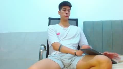Snapshot of jhony_sex3 chatting on 06-29-26, 09:59 jhony_sex3 online show from 06-29-26, 09:59