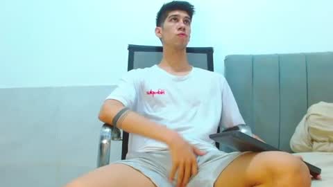 Snapshot of jhony_sex3 chatting on 07-01-26, 06:37 jhony_sex3 online show from 07-01-26, 06:37