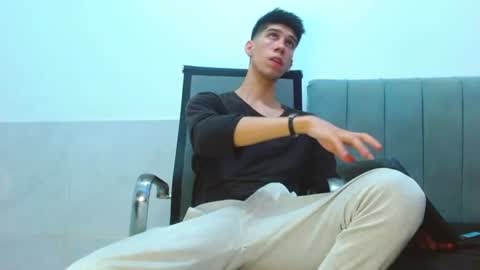 Snapshot of jhony_sex3 chatting on 07-09-26, 07:12 jhony_sex3 online show from 07-09-26, 07:12