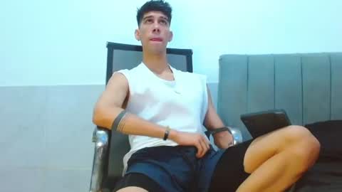 Snapshot of jhony_sex3 chatting on 07-21-26, 07:00 jhony_sex3 online show from 07-21-26, 07:00