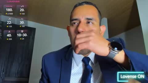 Snapshot of jhonyalzate chatting on 10-28-25, 02:59 Jhony Alzate online show from 10-28-25, 02:59