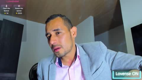 Snapshot of jhonyalzate chatting on 11-01-25, 12:45 Jhony Alzate online show from 11-01-25, 12:45