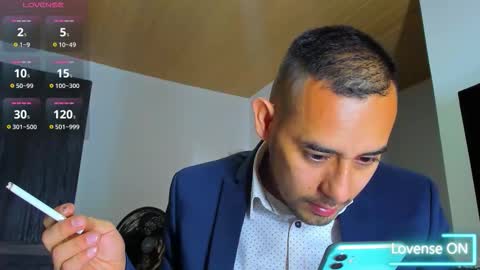 Snapshot of jhonyalzate chatting on 11-06-25, 02:56 Jhony Alzate online show from 11-06-25, 02:56