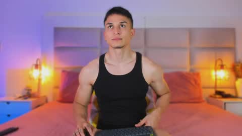 Snapshot of jhosua_hunt chatting on 05-04-26, 04:30 Jhosua Hunt online show from 05-04-26, 04:30