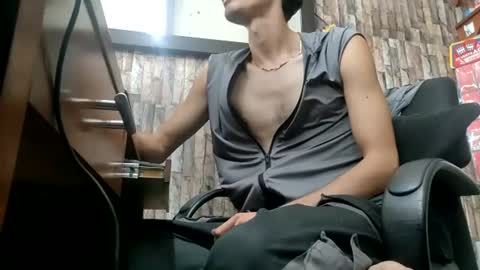 Jhosuamoore  online show from 07-18-26, 03:05