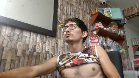 Jhosuamoore  online show from 07-25-26, 12:47