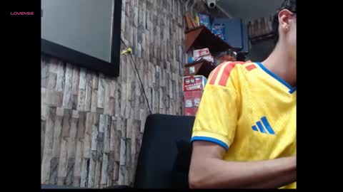 jhosuamoore2 online show from 07-08-26, 12:15