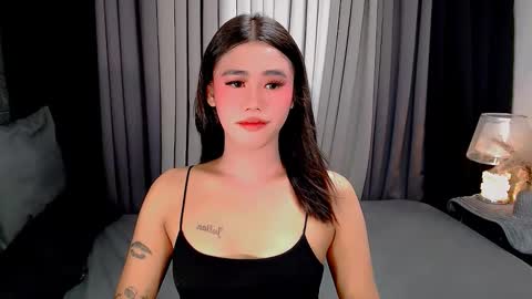 jhuliana_and_charles_room online show from 11-16-25, 03:34