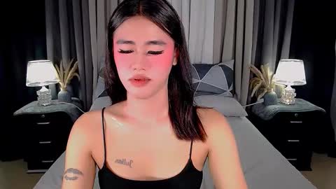 julie online show from 09-25-25, 04:16