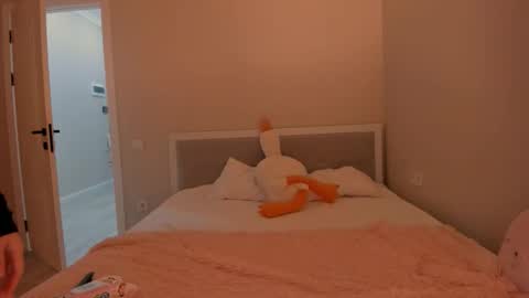 yuna online show from 09-22-25, 12:40