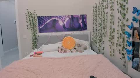 yuna online show from 11-08-25, 01:39