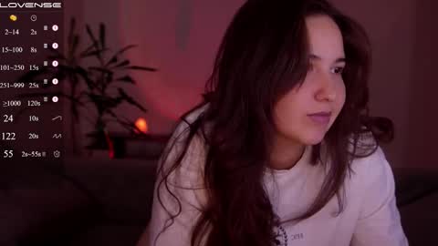 jia_lisaa online show from 10-23-25, 12:15