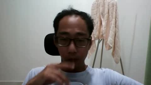 Snapshot of jiachi13 chatting on 12-21-24, 11:01 Alex online show from 12-21-24, 11:01