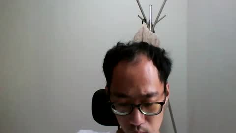 Snapshot of jiachi13 chatting on 12-26-24, 04:21 Alex online show from 12-26-24, 04:21