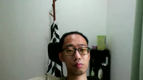 Snapshot of jiachi13 chatting on 11-02-25, 02:47 Alex online show from 11-02-25, 02:47