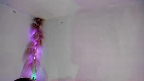 jianilnescoth online show from 02-10-25, 01:01