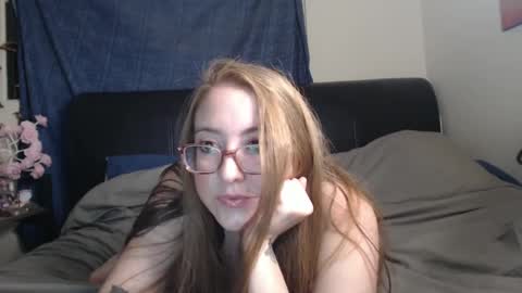 Snapshot of jilliangiselle chatting on 02-04-25, 05:10 jilliangiselle online show from 02-04-25, 05:10