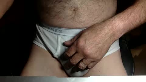 Snapshot of jim2hot chatting on 05-25-26, 01:06 jim2hot online show from 05-25-26, 01:06