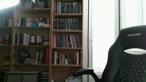 Jim Dick online show from 04-03-26, 03:21