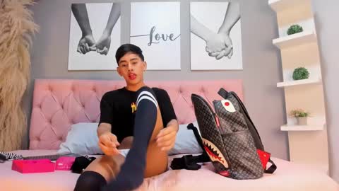 Jim  online show from 09-21-25, 01:51