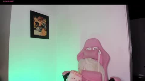 Snapshot of jimenna__ chatting on 04-29-26, 06:06 jimenna online show from 04-29-26, 06:06