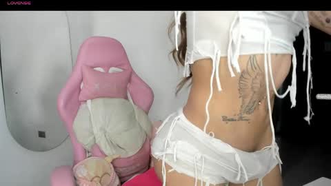 Snapshot of jimenna__ chatting on 05-16-26, 10:36 jimenna online show from 05-16-26, 10:36