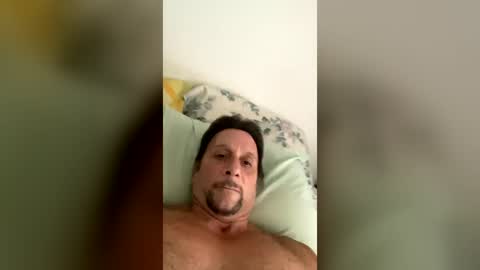 Snapshot of jimmy804866 chatting on 06-30-26, 01:34 jimmy804866 online show from 06-30-26, 01:34