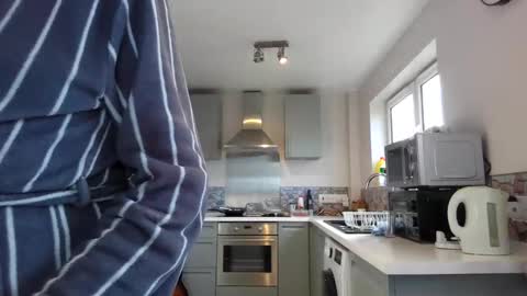 Jimmy Benido online show from 04-03-26, 04:49