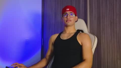 Snapshot of jimmy_leeh_ chatting on 10-01-25, 11:55 Jimmy Leeh online show from 10-01-25, 11:55