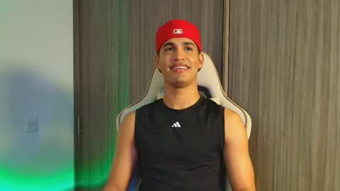 Snapshot of jimmy_leeh_ chatting on 11-10-25, 04:22 Jimmy Leeh online show from 11-10-25, 04:22