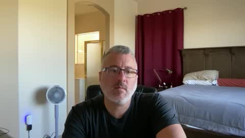 Snapshot of jimmyaaron chatting on 03-21-26, 03:48 Dad of Three online show from 03-21-26, 03:48