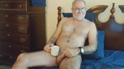 Snapshot of jimpatm chatting on 12-22-25, 11:29 Jim online show from 12-22-25, 11:29