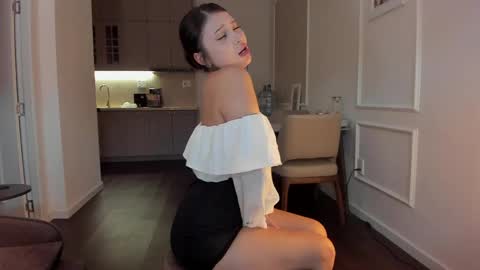 Jina meow online show from 05-30-26, 02:30