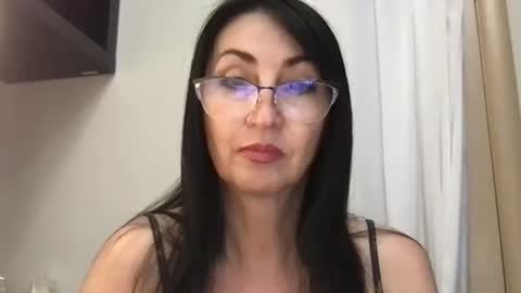 Snapshot of jinaluv chatting on 06-05-26, 02:45 jinaluv online show from 06-05-26, 02:45