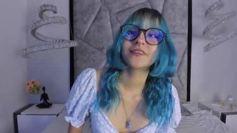 Snapshot of jinkxindigo chatting on 11-25-25, 11:43 Indigo online show from 11-25-25, 11:43