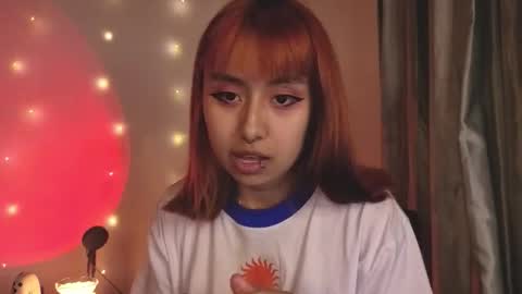 Snapshot of jinxxx_08 chatting on 09-16-25, 12:00 Minaa online show from 09-16-25, 12:00