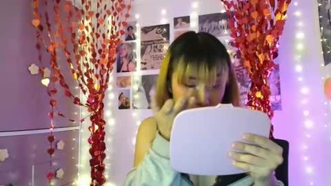 Snapshot of jinxxx_08 chatting on 02-21-26, 12:44 Minaa online show from 02-21-26, 12:44