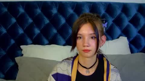 JiwonWong online show from 07-18-26, 04:38