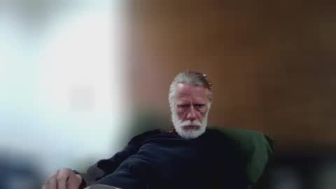 jizzmitten5 online show from 01-19-26, 03:32