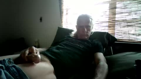 Snapshot of jizzmitten5 chatting on 06-21-26, 06:54 jizzmitten5 online show from 06-21-26, 06:54